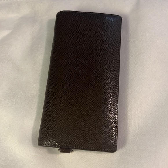 Like New Authentic Louis Vuitton Wallet Brown Saffiano Leather Italian - Picture 5 of 16